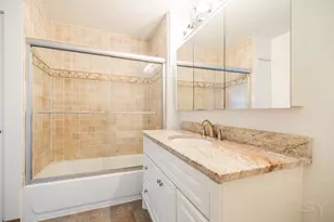 545 N Dearborn St, Chicago, IL 60654 - Photo 28