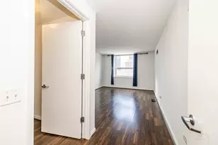 545 N Dearborn St, Chicago, IL 60654 - Photo 32
