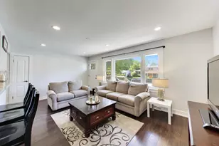 25378 W Park Ct, Lake Villa, IL 60046 - Photo 6