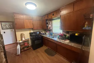 820 Cedar Ave, Waukegan, IL 60085 - Photo 16