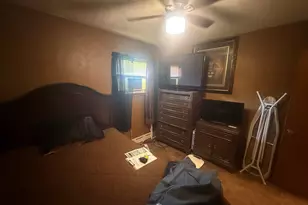 820 Cedar Ave, Waukegan, IL 60085 - Photo 12