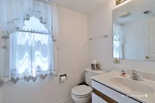 16 S Emerald Ave, Mundelein, IL 60060 - Photo 22