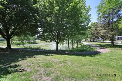 16 S Emerald Avenue, Mundelein, IL 60060 - Photo 26