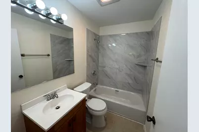 425 Beechwood Drive, Westmont, IL 60559 - Photo 8