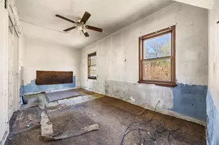 10631 S Wabash Ave, Chicago, IL 60628 - Photo 8