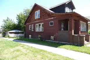 556 W 111th St, Chicago, IL 60628 - Photo 2