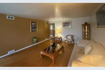 397 Saginaw Avenue, Calumet City, IL 60409 - Photo 12