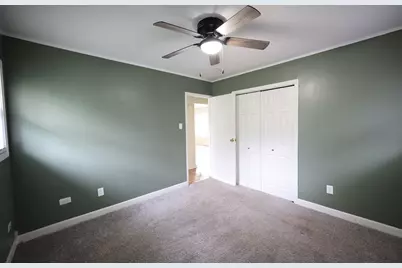 366 Blackhawk Drive, Park Forest, IL 60466 - Photo 10