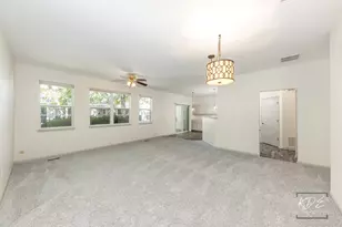 636 S Cadillac Cir, Romeoville, IL 60446 - Photo 6