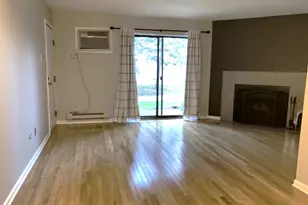 446 E Osage Ln, Palatine, IL 60074 - Photo 2