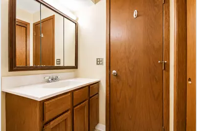 5447 W Lawrence Avenue #203, Chicago, IL 60630 - Photo 30