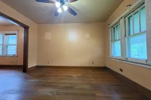 826 Circle Ave, Forest Park, IL 60130 - Photo 2