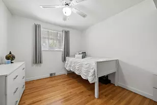 99 Fox Ln, Wheeling, IL 60090 - Photo 10