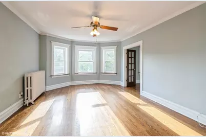 108 Clinton Avenue #2, Oak Park, IL 60302 - Photo 2