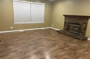 1213 Pennsbury Ln, Aurora, IL 60502 - Photo 10