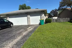 16537 Spangler Rd, Plainfield, IL 60586 - Photo 2