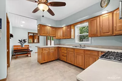 440 W Park Street, Sheridan, IL 60551 - Photo 12