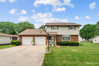 440 W Park Street, Sheridan, IL 60551 - Photo 1