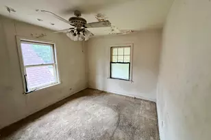 9036 S Harper Ave, Chicago, IL 60619 - Photo 8