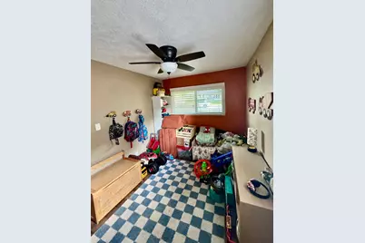 326 Rowe Drive, Bloomington, IL 61701 - Photo 18