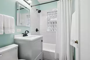 2100 Forestview Rd, Evanston, IL 60201 - Photo 14
