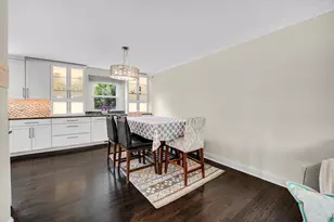 459 Sussex Ct, Buffalo Grove, IL 60089 - Photo 10
