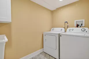 8931 Sandra Ln, Hickory Hills, IL 60457 - Photo 34