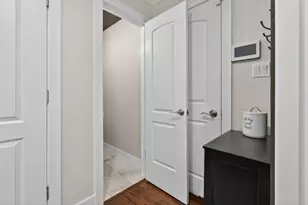 8931 Sandra Ln, Hickory Hills, IL 60457 - Photo 24