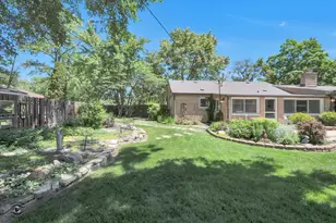 338 Ottawa St, Park Forest, IL 60466 - Photo 24