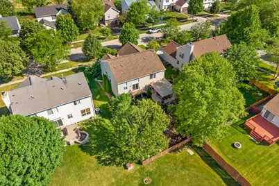 5718 Breezeland Road, Carpentersville, IL 60110 - Photo 32