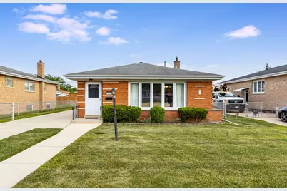 6117 W 80th Street W, Burbank, IL 60459 - Photo 2