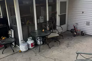 493 Columbia Ave, Elgin, IL 60120 - Photo 26