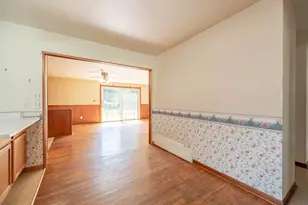 9710 Illinois St, Hebron, IL 60034 - Photo 6