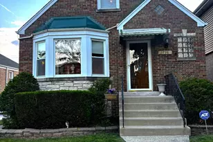 1738 N 75th Ave, Elmwood Park, IL 60707 - Photo 1
