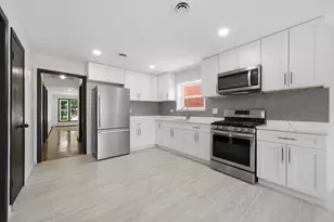 3907 W Marquette Rd, Chicago, IL 60629 - Photo 12