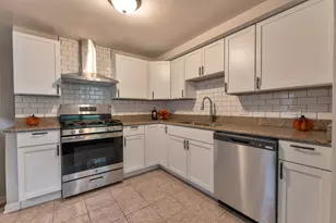 16928 Old Elm Dr, Country Club Hills, IL 60478 - Photo 6