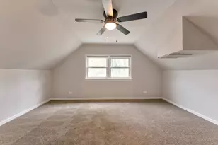 16928 Old Elm Dr, Country Club Hills, IL 60478 - Photo 12