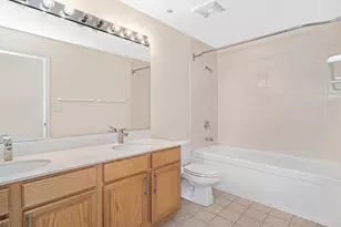 833 W 15th Pl, Chicago, IL 60608 - Photo 6