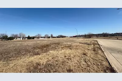 1900 Pierce Court, Belvidere, IL 61008 - Photo 2