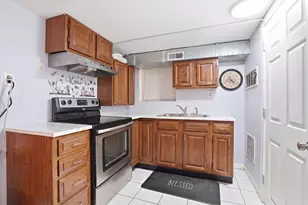 2915 N Dawson Ave, Chicago, IL 60618 - Photo 12