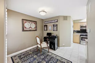 702 Clover Hill Ct, Elk Grove Village, IL 60007 - Photo 22