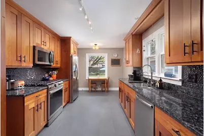 826 N Main Street, Naperville, IL 60563 - Photo 8