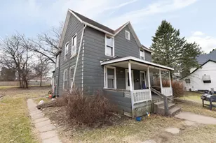 251 W Homer St, Freeport, IL 61032 - Photo 16