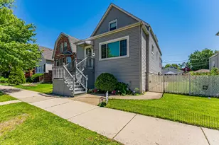 1513 Clarence Ave, Berwyn, IL 60402 - Photo 1