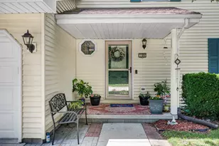 109 Cornell Dr, Normal, IL 61761 - Photo 2
