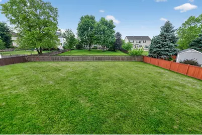 2560 Mc Duffee Circle, North Aurora, IL 60542 - Photo 28