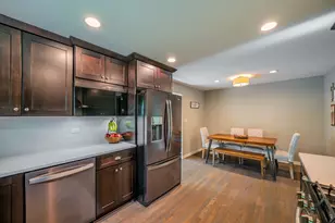 5009 Columbia Ave, Lisle, IL 60532 - Photo 14