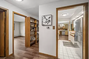 8970 N Parkside Ave, Des Plaines, IL 60016 - Photo 4