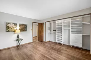 8970 N Parkside Ave, Des Plaines, IL 60016 - Photo 16