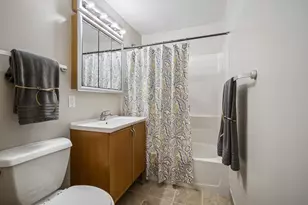 8970 N Parkside Ave, Des Plaines, IL 60016 - Photo 14